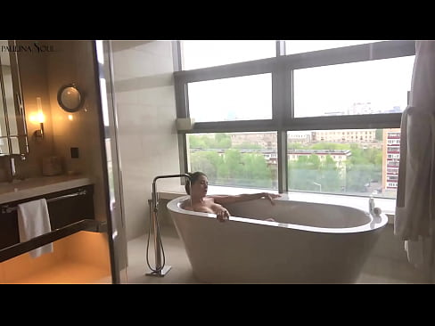 ❤️ Hiiglaslik beib kirglikult oma tussu riivimas vannitoas ☑ Pornovideo at us ❤